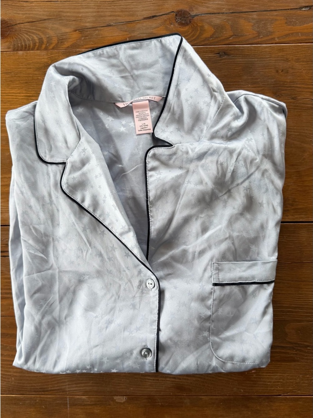 Victoria's Secret Light Gray Star Satin Pajama Set with Black Piping